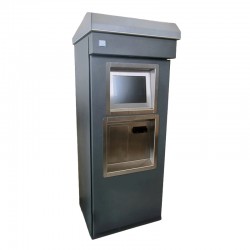 Outdoor kiosk with 15" touch monitor